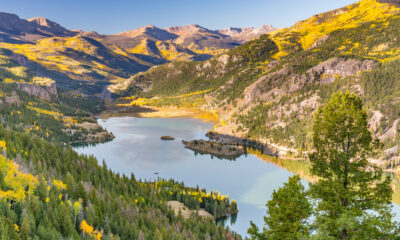 La ville la plus reculée du Colorado est un paradis de loisirs en plein air avec des lacs vibrants et des vues sur la montagne