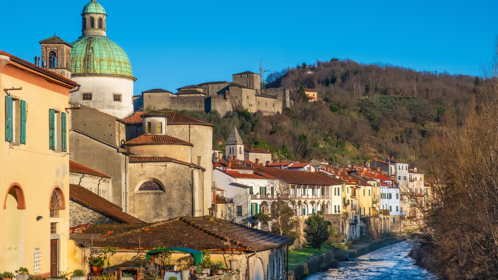 Une ville italienne peu connue appelée «Door to Toscany» est un joyau médiéval sans foule touristique