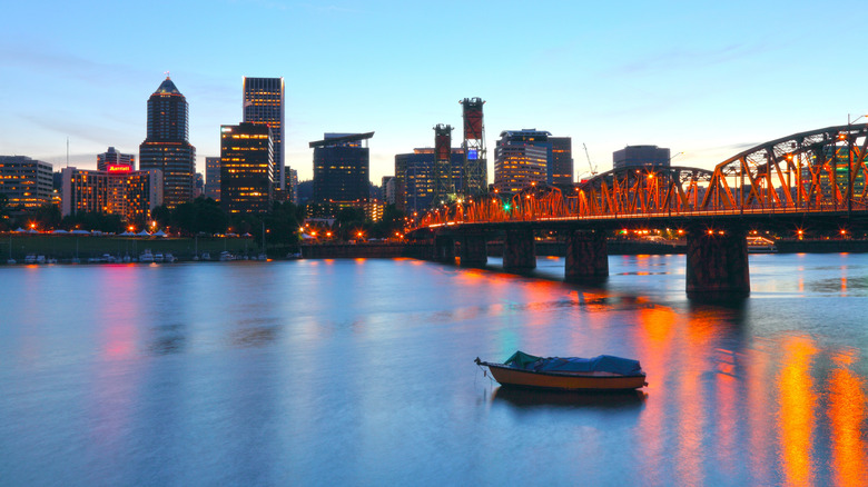 Portland Skyline au coucher du soleil