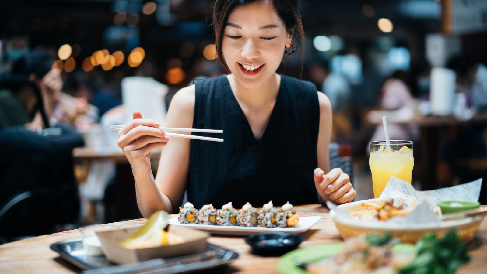 L'expérience culinaire unique de Tokyo où les touristes apprendront tout sur la culture des sushis au Japon