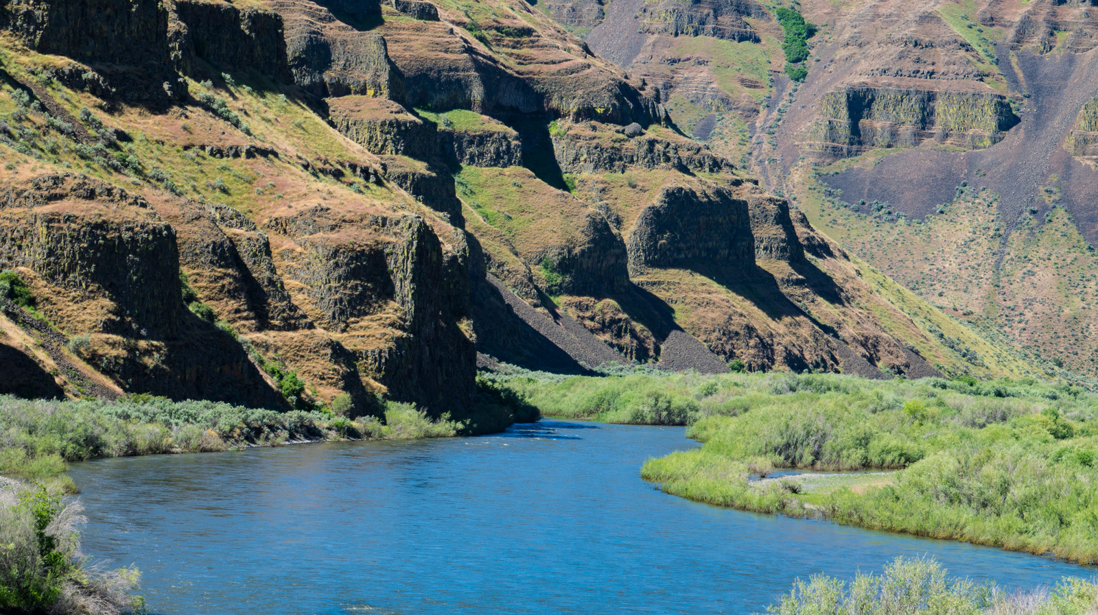 Le secret le mieux gardé de l'Oregon est son deuxième plus grand parc d'État débordant de canyons pittoresques profonds