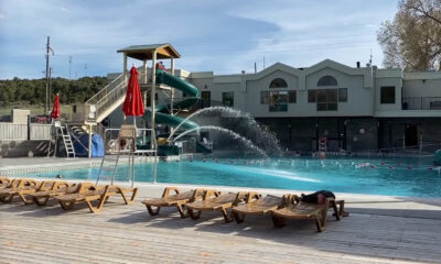 Cet Idaho Hot Springs Resort est une oasis toute l'année avec un toboggan et un camping