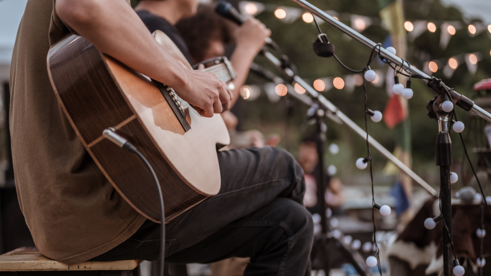 Un charmant terrain de camping du Tennessee juste à l'extérieur de Nashville a de la musique live tous les soirs