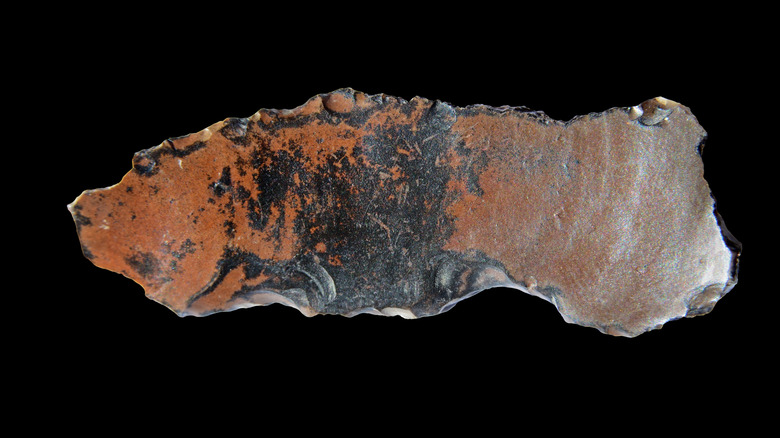 Couteau à silex néandertalien
