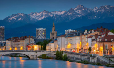 La ville alpnes à couper le souffle et la ville française durable qui est devenue l'une des plus dangereuses du pays
