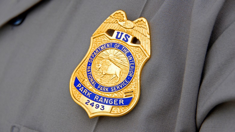 Gros plan du badge de parking