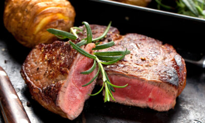 Les plus grandes différences entre les steaks américains et européens expliqués