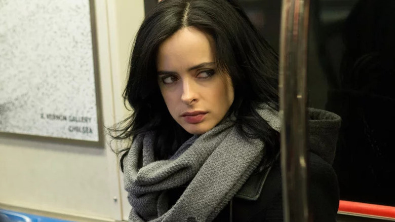 Krysten Ritter comme Jessica Jones sur Jessica Jones