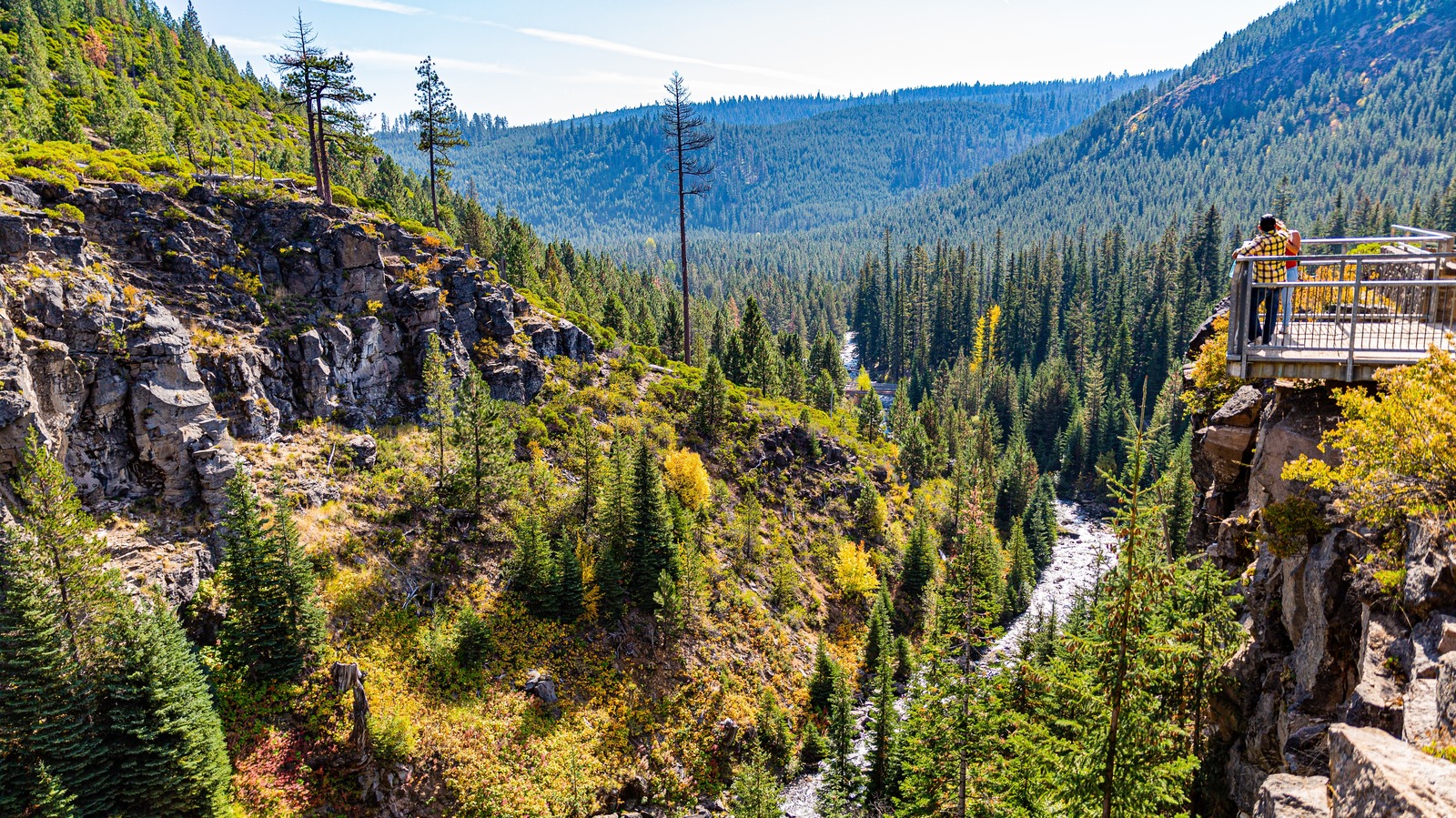 L'un des secrets les mieux gardés de l'Oregon est une cascade enchanteresse qui ressemble à un conte de fées