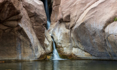Juste à l'extérieur de Colorado Springs se trouve le trou de natation paradisiaque de l'État avec une beauté inégalée