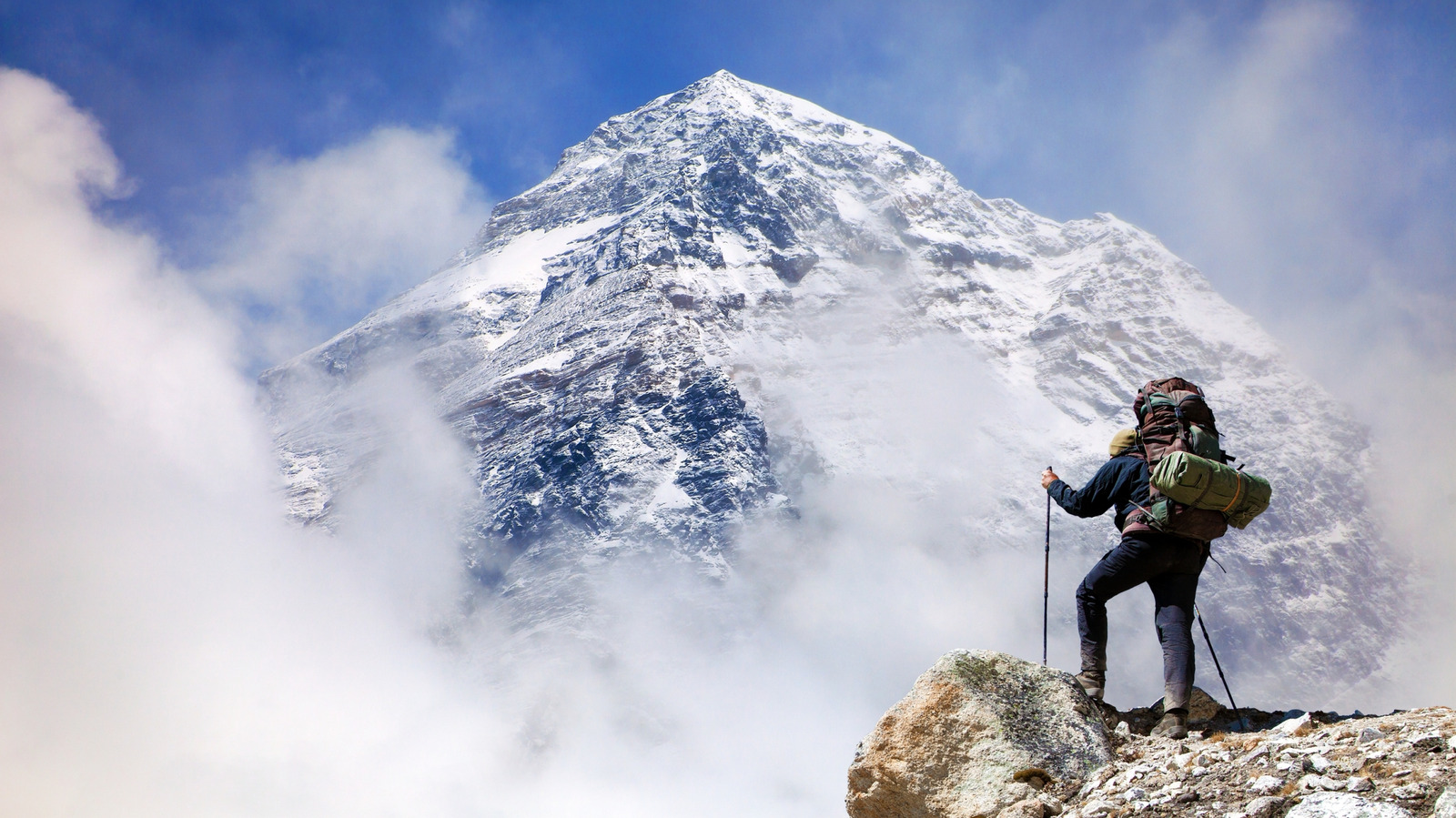La seule fois où un hélicoptère a atterri au sommet du mont Everest