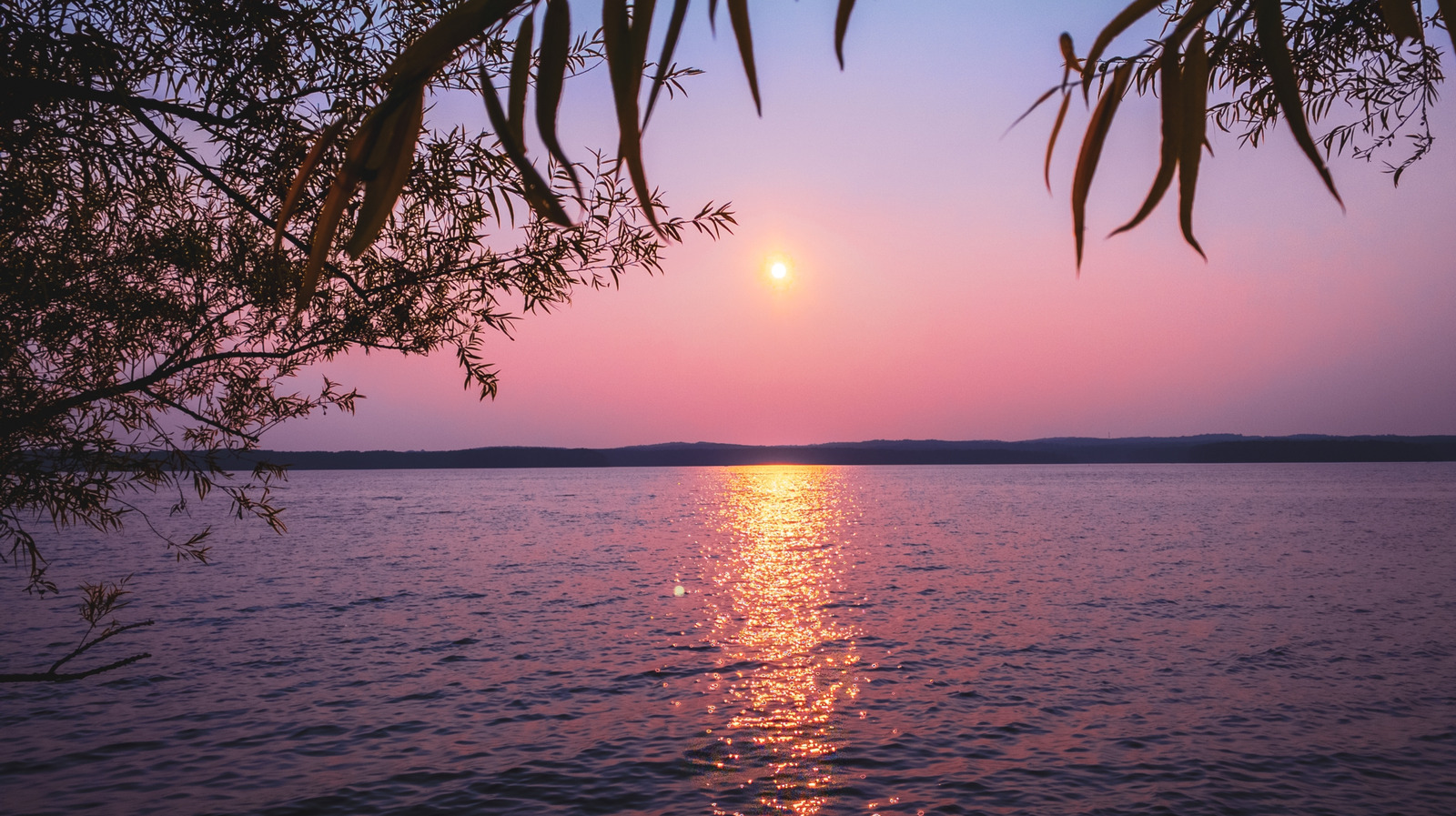 Un beau lac près de Raleigh est un havre de camping pittoresque au cœur de la Caroline du Nord