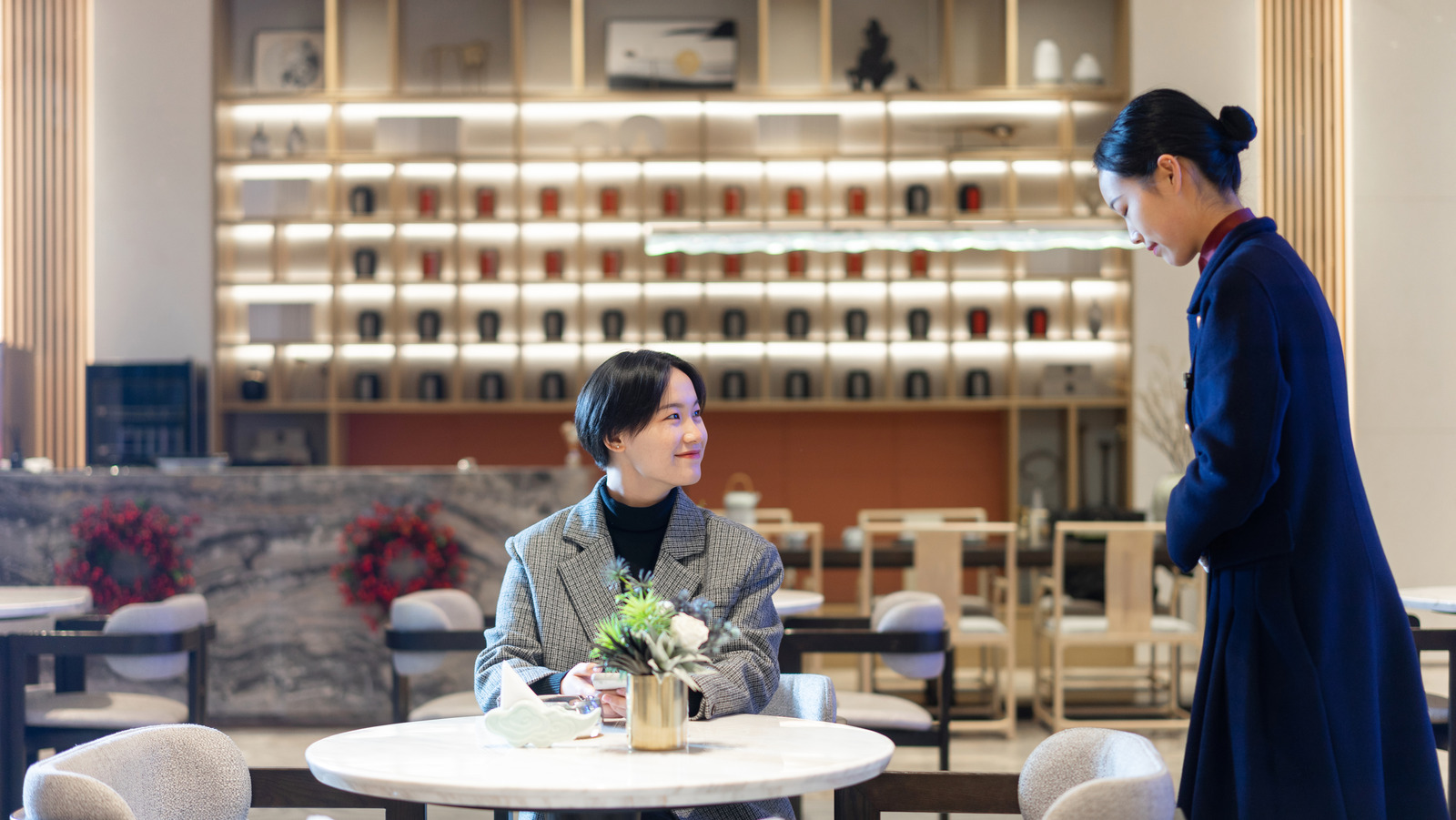 Cette approche grossière pour attirer l'attention de votre serveur en Amérique est très courante au Japon