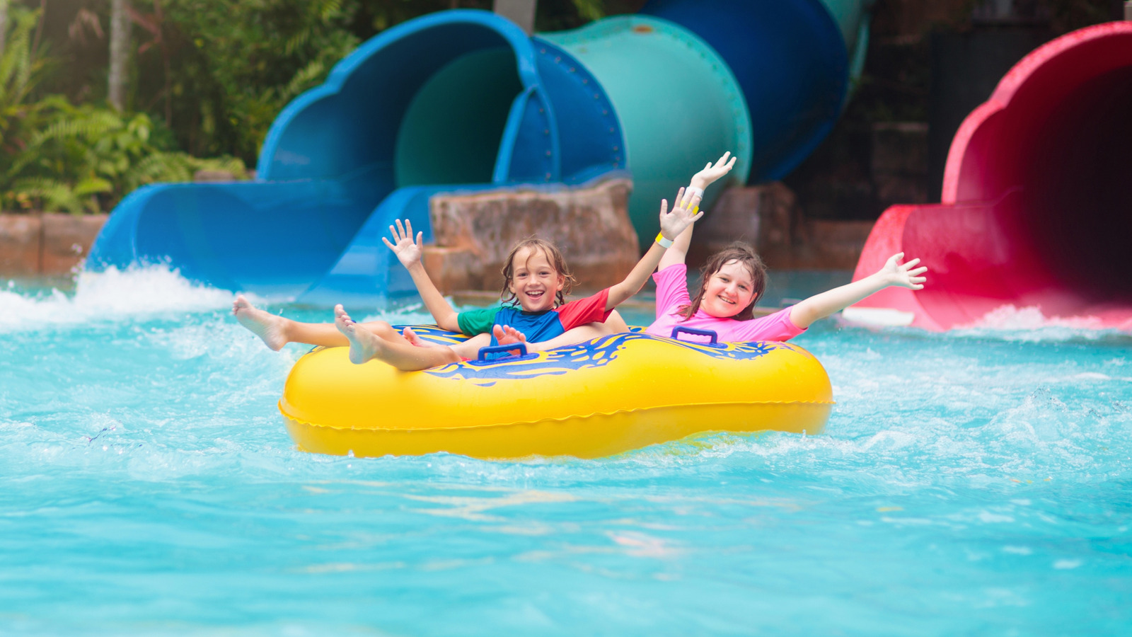 L'un des plus grands parcs aquatiques de la côte du Golfe offre des kilomètres de diapositives et de plaisir en famille pour tous les âges