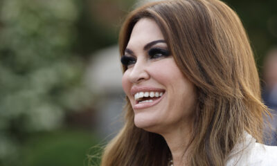 La tenue collante du Grand Prix de Kimberly Guilfoyle semble déchirée de Forever 21 (mais encore moins cher)