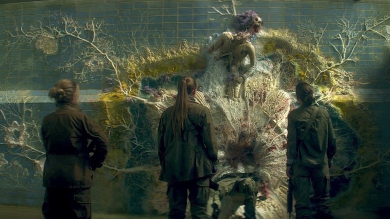 Les scientifiques examinent les restes d'un soldat piégé dans le scintillement de l'annihilation