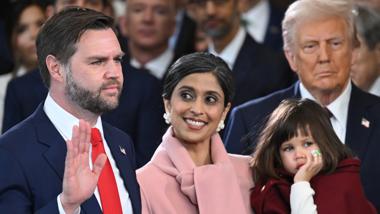 La tenue de silhouette dans laquelle Usha Vance avait l'air totalement magnifique