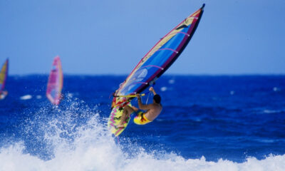 La «Windsurfing Capital of the World» d'Hawaï est un parc de plage majestueux avec une vue imprenable