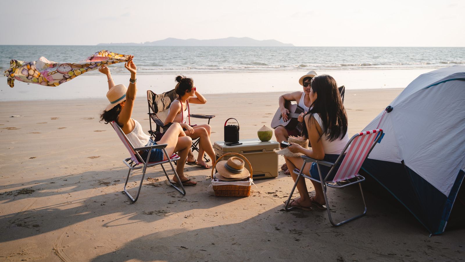 La communauté de l'Ontario sur les rives du lac Érié est une plage décontractée paradis