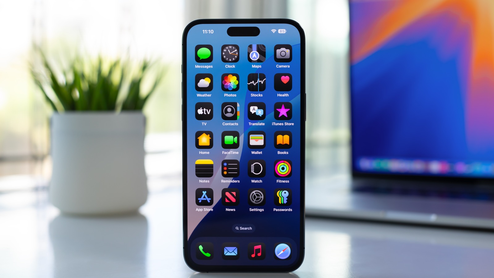 Que signifie l'icône de la personne à côté du temps sur iPhone?