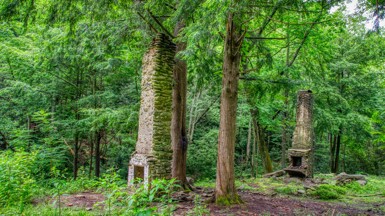 Elkwood Ghost Town Structural Restes