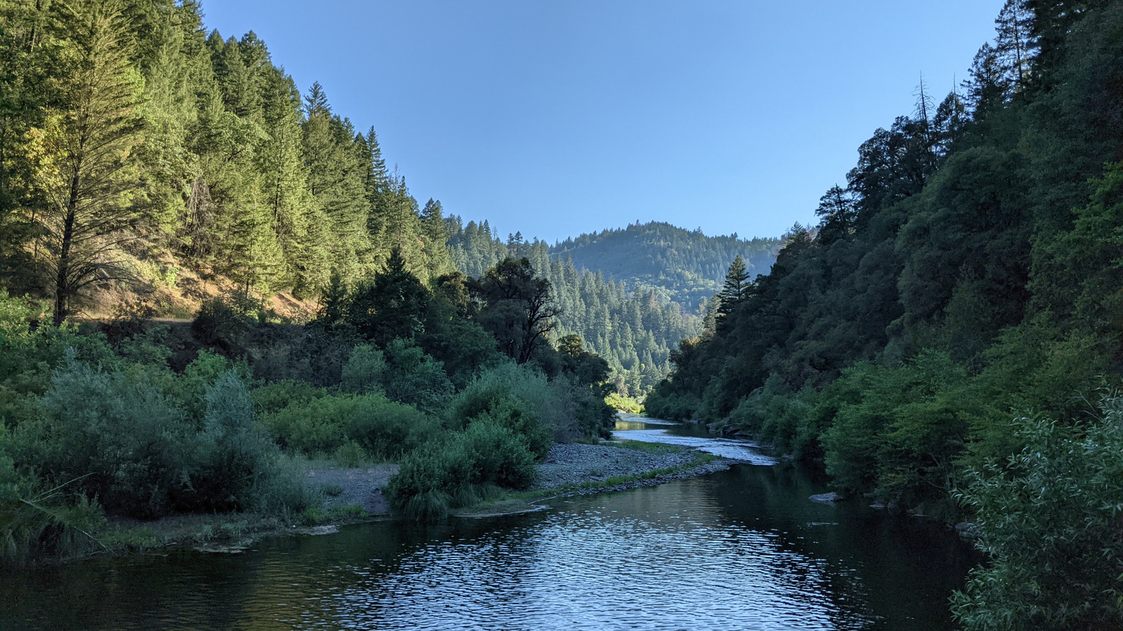 La seule forêt nationale de la Californie sans une grande route pavée offre une évasion serein et naturelle
