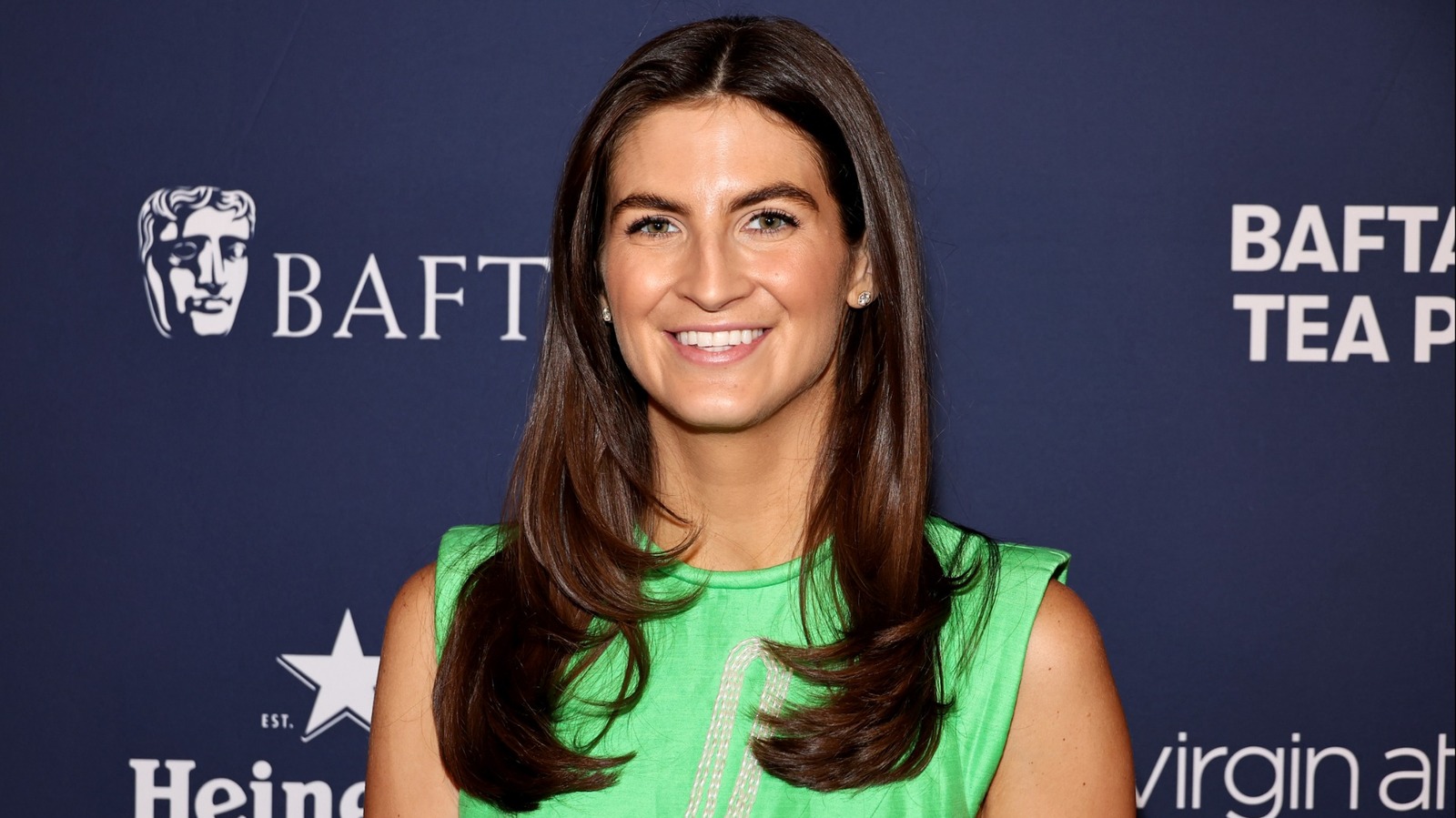 Kaitlan Collins a cloué la tendance de la chaussure la plus chaude de l'été 2025 au temps chaud aux longues jambes