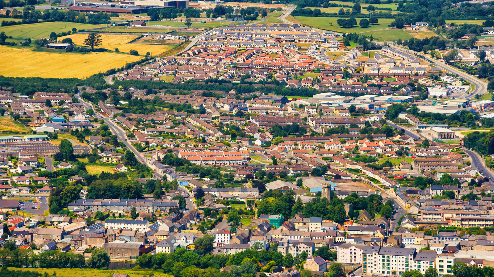 Les promenades en rivière rencontrent des contes rebelles dans cette ville irlandaise confortable qui éclate de cidre, d'artisanat et de culture