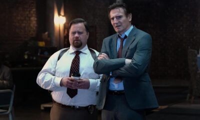 La blague la plus stupide de la bande-annonce du pistolet nu prouve que le redémarrage de la comédie est entre de bonnes mains