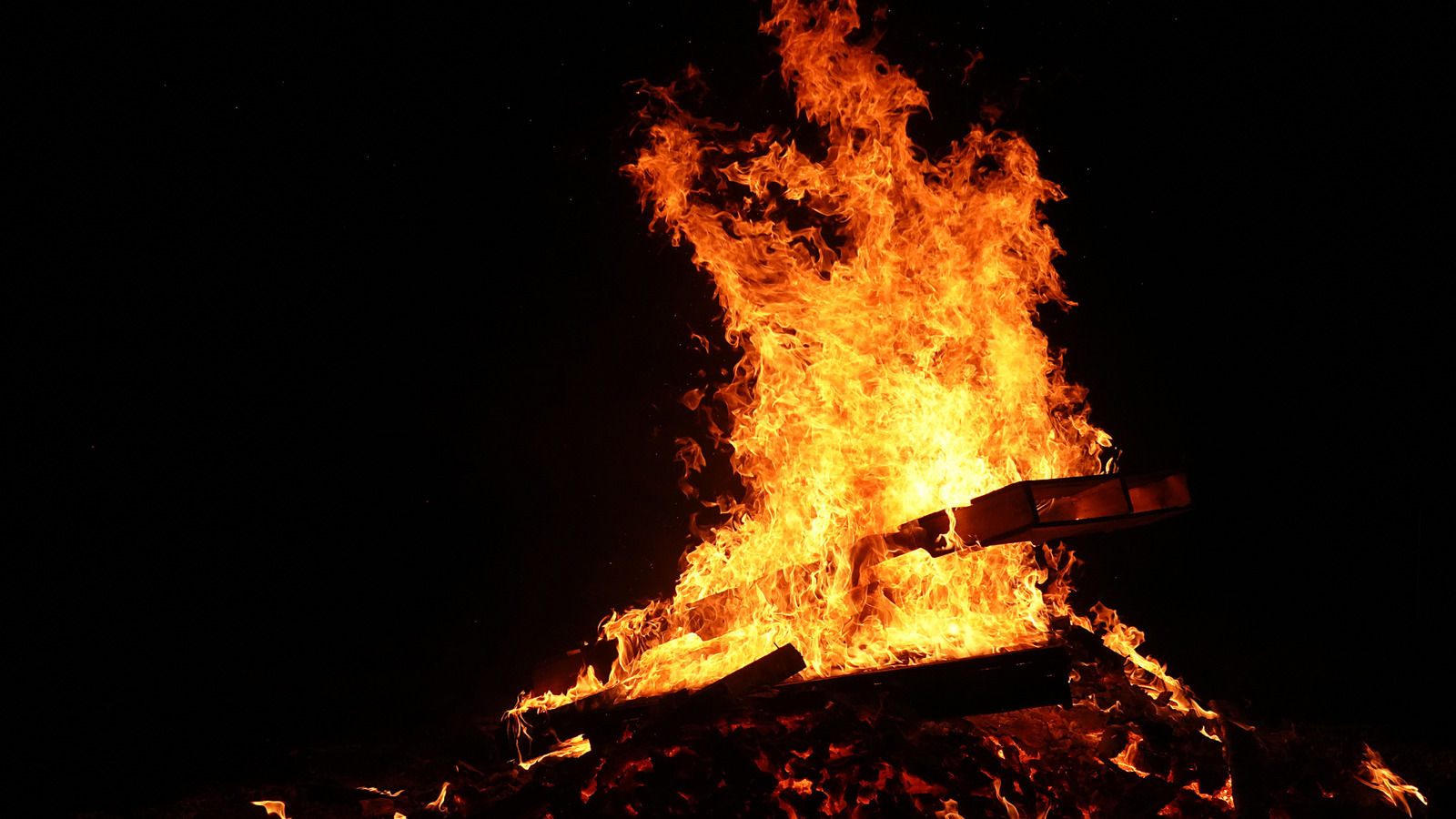 Combien de temps faut-il pour incinérer un corps? C'est compliqué