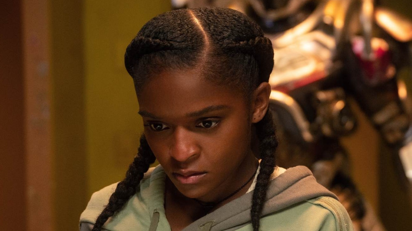 Comment Ironheart de Marvel change l'histoire d'origine de la bande dessinée de Riri (et aggrave)