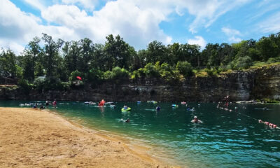 Moins de 2 heures de Saint-Louis est le parc aquatique le plus cool du Missouri avec une plage de sable doré naturel