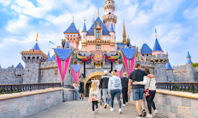 Évitez de porter ces chaussures dans les parcs Disney ou risquez de se faire expulser