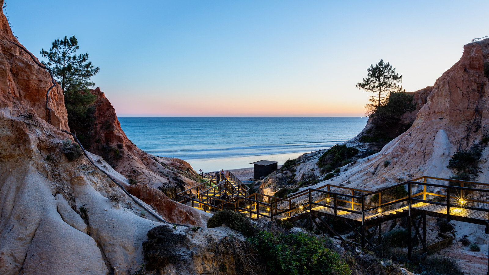 Cette plage européenne amusante et captivante est connue comme l'une des meilleures au monde