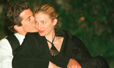 Le style chic & simple de Carolyn Bessette-Kennedy reste inégalé