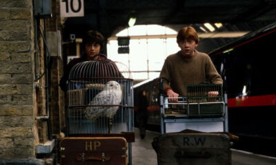 Les séries télévisées de Harry Potter HBO se définissent les photos d'offre d'abord de la plate-forme 9¾