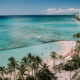Évitez les foules de Waikiki à la plage à couper le souffle d'Hawaï avec de la superbe eau et de la plongée en apnée