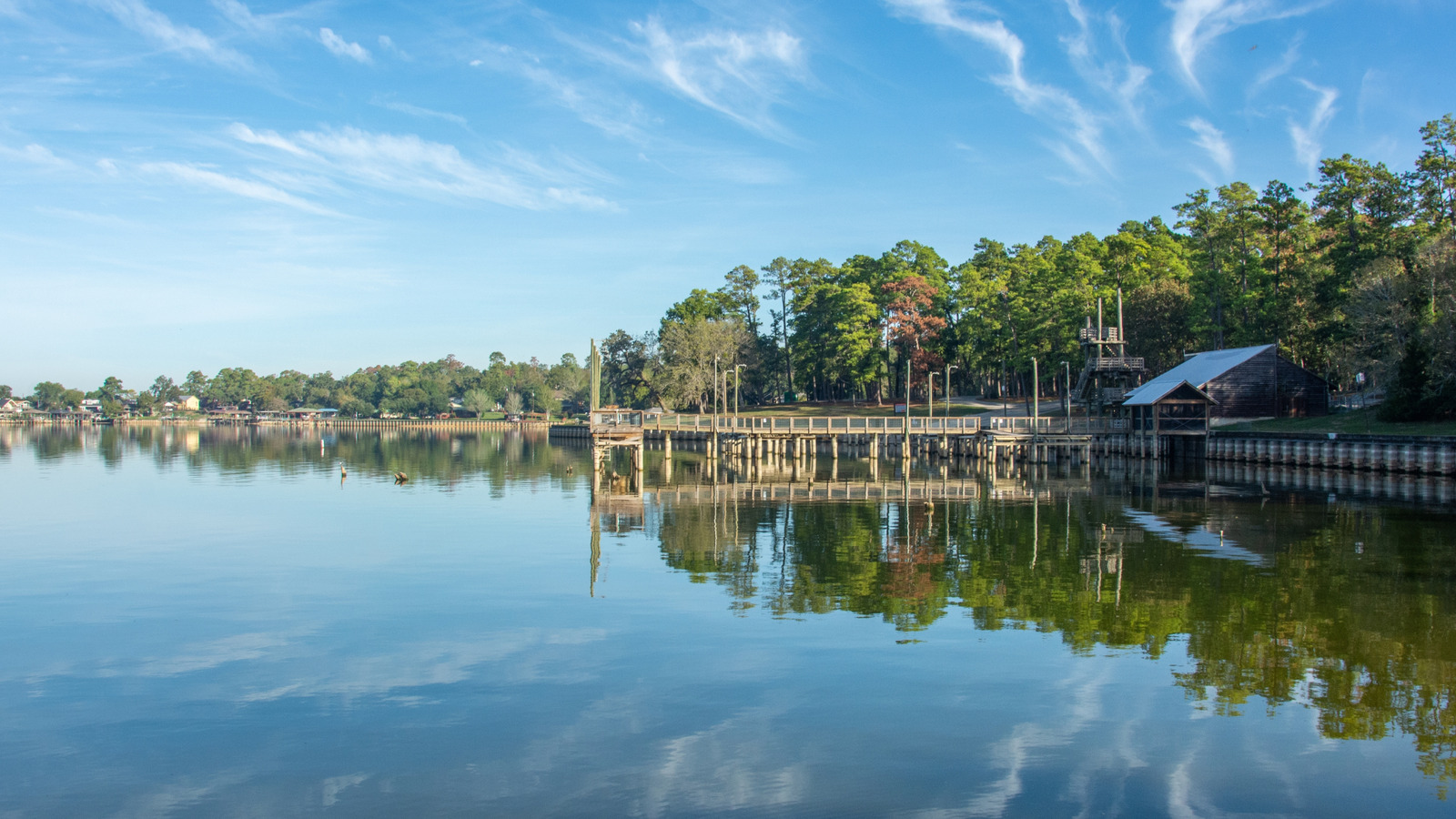 Un magnifique parc d'État du lac au Texas propose des aventures de randonnée avec une faune unique