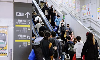 La règle d'étiquette des escaliers mécaniques tacite au Japon les touristes devraient savoir avant de visiter
