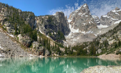 L'une des meilleures randonnées du parc national de Grand Teton mène à un incroyable lac turquoise