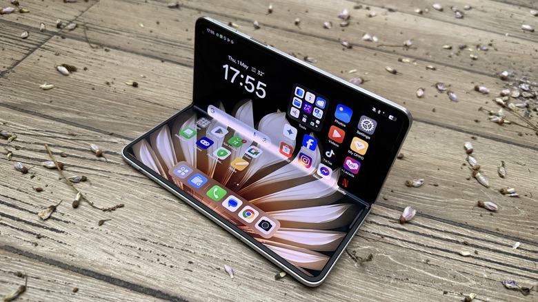 Oppo trouve le téléphone pliable n5.