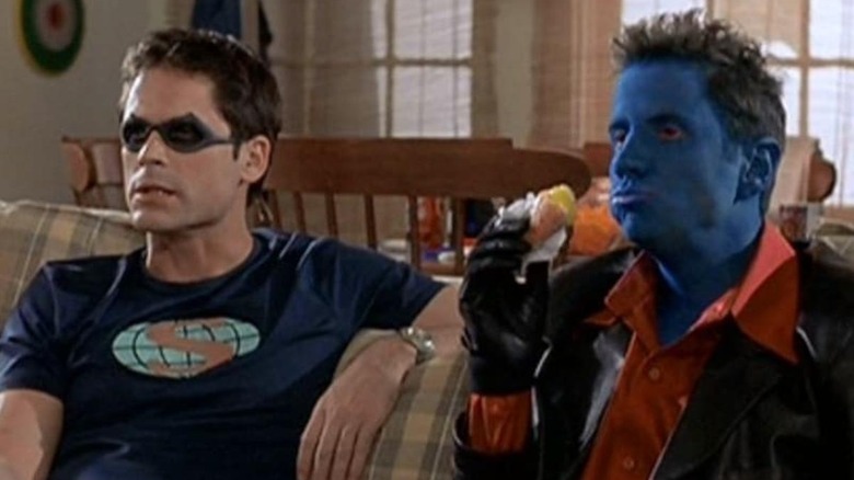 Le charançon et le stroboscope, ayant une conversation dans les spéciaux.