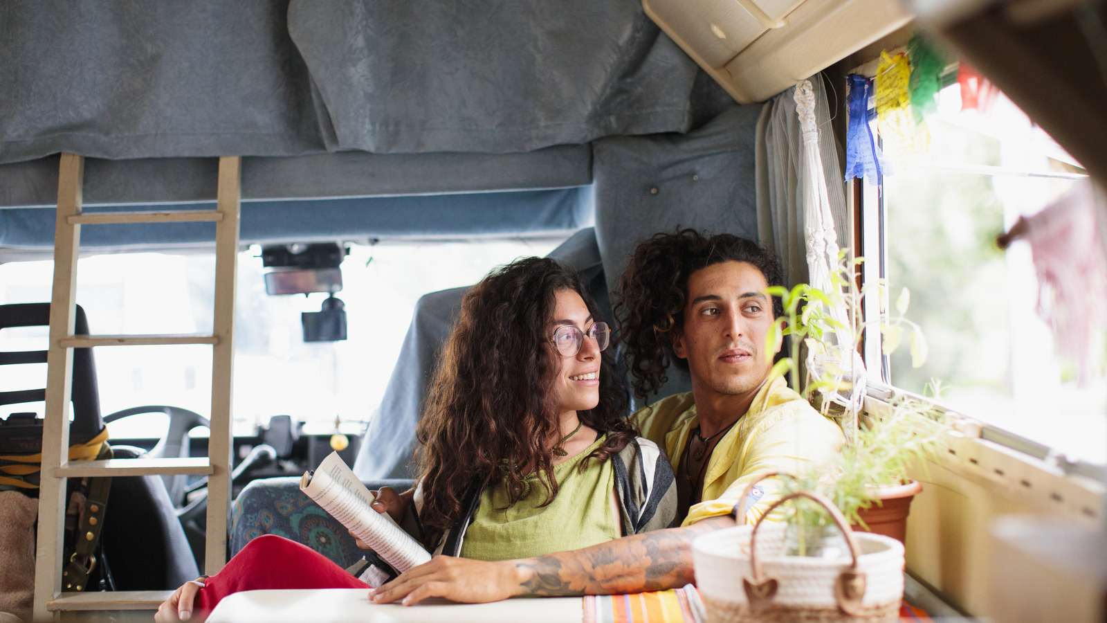 Ce campeur de bricolage difficile offre une expérience de voyage unique