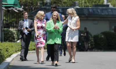 La tentative de Karoline Leavitt de jouer avec des proportions a conduit à un échouage de mode étonnant