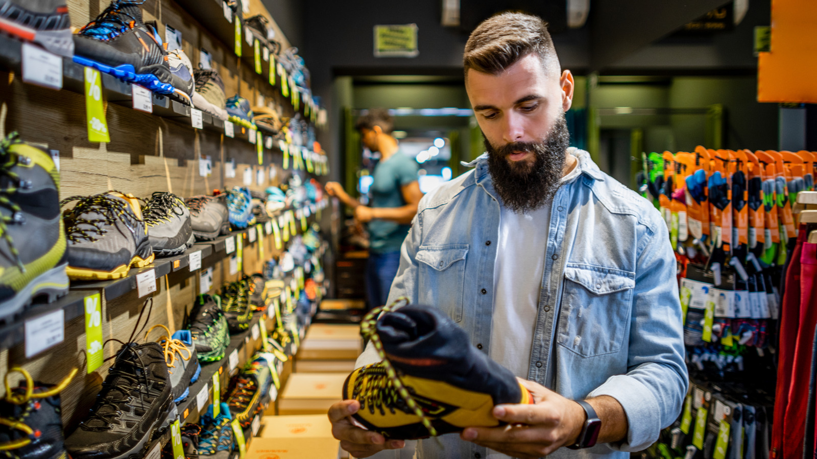 Évitez cette erreur coûteuse lors de l'achat d'équipement pour votre premier voyage de randonnée ou de sac à dos