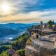 Ce village négligé propose certaines des randonnées et grimpes de roche les plus incroyables en Espagne