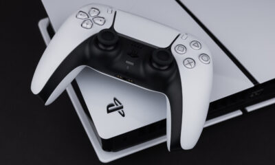 Est-il sûr de poser votre PS5 sur le côté?