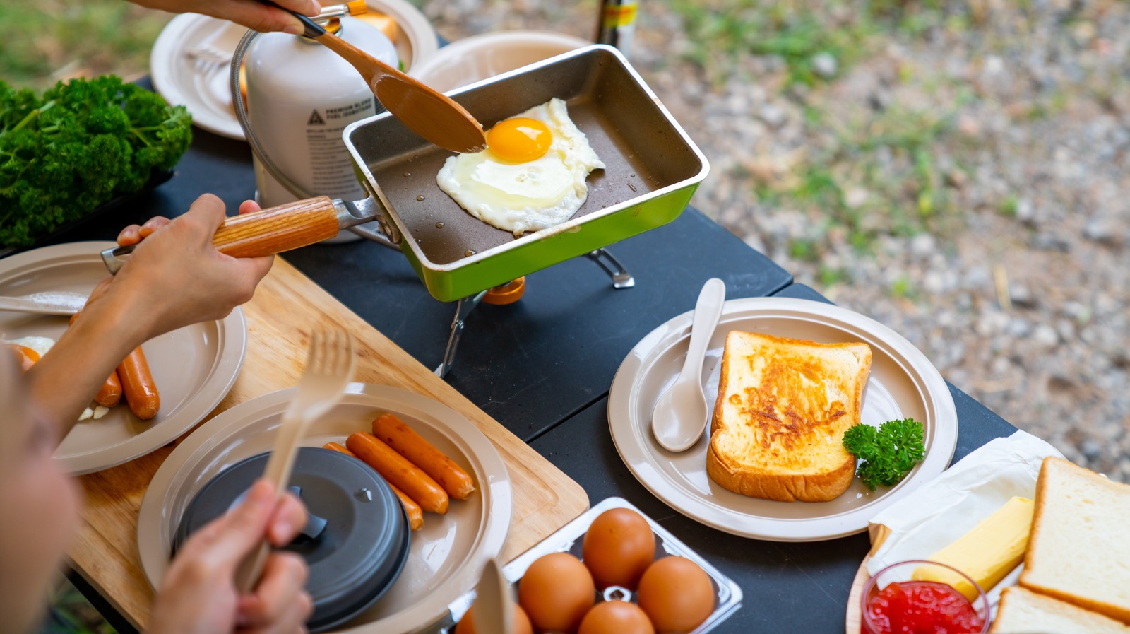 L'article extérieur pratique de Costco est la mise à niveau de cuisine que votre configuration de camping a manqué