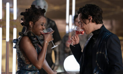 Strange New Worlds Saison 3 révèle enfin qu'une certaine chanson pop existe toujours dans l'univers Star Trek