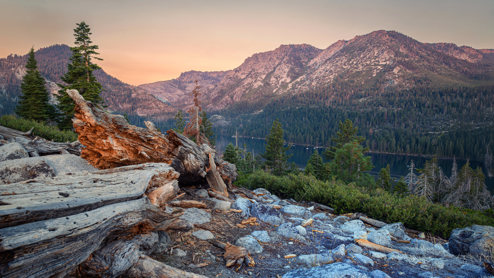 Ce magnifique parc d'État de Californie est sans doute la meilleure base pour explorer le lac Tahoe